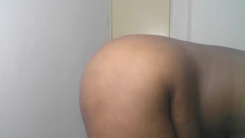 Snapshot of africanbusty chatting on January 2025 01:30:01 AM ONLYFAN-Africanbusty online show from January 2025 01:30:01 AM