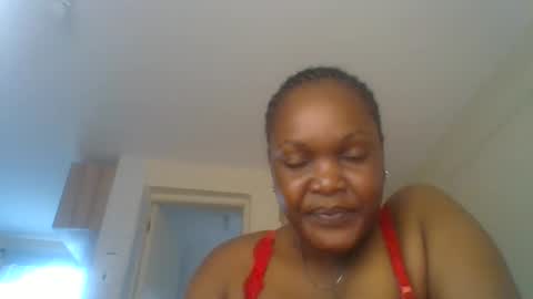 Queens gurl online show from May 2026 08:10:01 AM