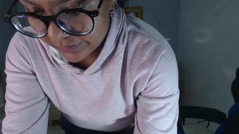 Afrodita online show from September 2025 03:28:01 AM