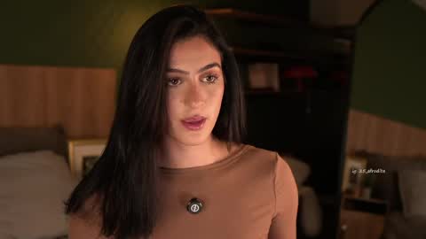 Snapshot of afrodita__25 chatting on May 2026 11:12:01 PM Emma online show from May 2026 11:12:01 PM