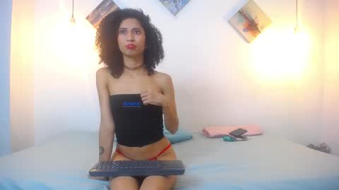 afrodita_house online show from October 2025 07:36:02 PM