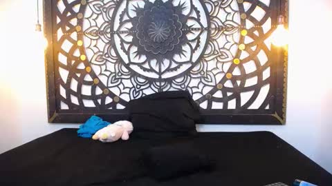 afrodita_house online show from December 2025 09:34:02 PM