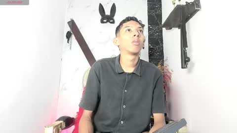 Snapshot of afrodita_n_ares_ chatting on September 2025 07:36:02 PM afrodita n ares online show from September 2025 07:36:02 PM