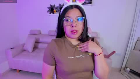 Snapshot of afrodita_rouss chatting on May 2026 08:50:02 PM afrodita_rouss online show from May 2026 08:50:02 PM