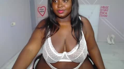 Snapshot of afroditaebano chatting on July 2026 11:17:01 AM afroditaebano online show from July 2026 11:17:01 AM