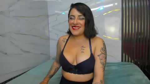 Snapshot of afroditaowen_ chatting on November 2025 11:10:01 AM afroditaowen_ online show from November 2025 11:10:01 AM