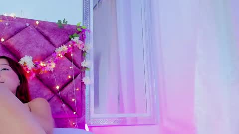 Snapshot of afroditemiller chatting on February 2025 05:49:02 AM Afrodiremiller online show from February 2025 05:49:02 AM