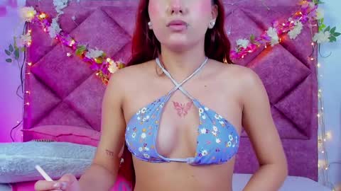 Snapshot of afroditemiller chatting on March 2025 02:03:01 AM Afrodiremiller online show from March 2025 02:03:01 AM