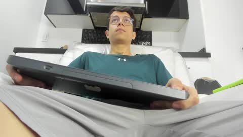 Snapshot of agarevans chatting on December 2024 08:15:01 AM AGAR online show from December 2024 08:15:01 AM