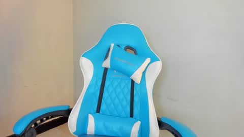 Snapshot of agata18_ chatting on November 2025 12:49:01 PM A G A T A online show from November 2025 12:49:01 PM