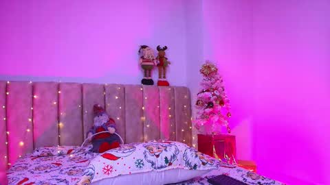 Snapshot of agata_01_ chatting on December 2025 11:59:01 AM Ana online show from December 2025 11:59:01 AM