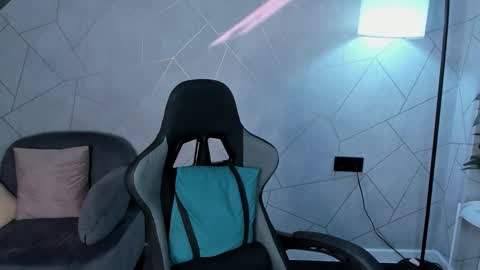 Agata Smithhh online show from February 2026 06:40:02 AM