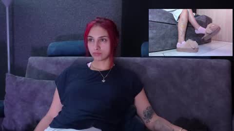 Agata Collinss online show from October 2025 05:35:02 AM