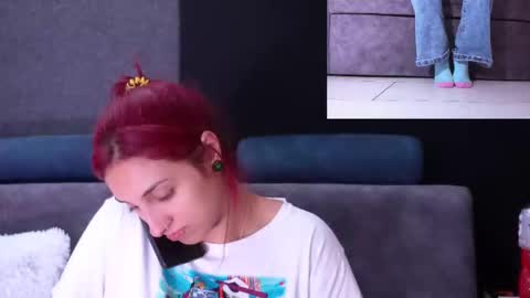 Agata Collinss online show from October 2025 01:26:01 AM