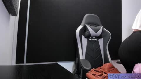 Snapshot of agatacollinsss chatting on February 2026 08:52:01 PM Agata Collinss online show from February 2026 08:52:01 PM