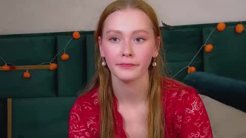 Snapshot of agatafoxley chatting on November 2025 06:21:01 PM AgataFoxley online show from November 2025 06:21:01 PM