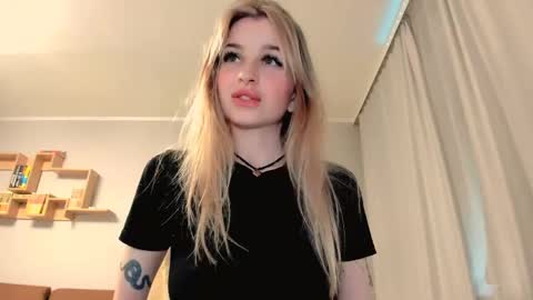 Arina online show from May 2026 04:35:02 PM