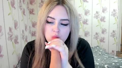 Snapshot of agatasweeti chatting on June 2026 10:22:02 PM Agata online show from June 2026 10:22:02 PM
