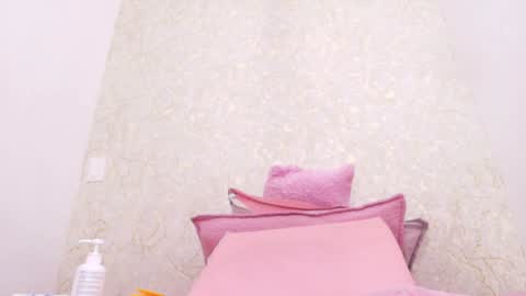 Snapshot of agatha__lee chatting on December 2024 06:18:02 AM AGHATA online show from December 2024 06:18:02 AM