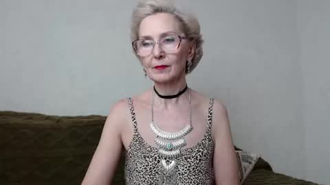 Snapshot of agatha_moore_ chatting on February 2025 02:27:01 PM Agatha online show from February 2025 02:27:01 PM