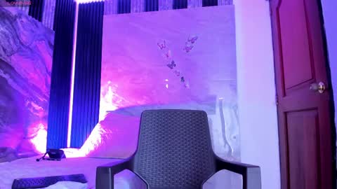 agatha_pleasure online show from April 2026 11:58:01 AM
