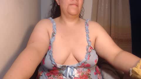 Snapshot of agathaaaa chatting on November 2025 10:58:01 AM online show from November 2025 10:58:01 AM