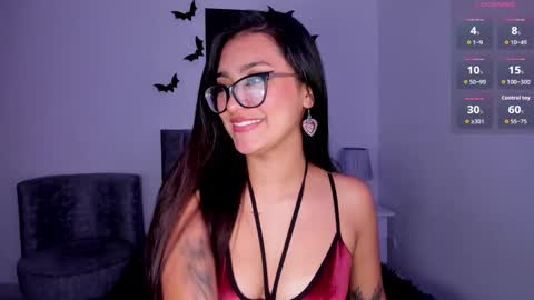 Snapshot of agathahowland_ chatting on November 2025 07:14:02 AM Agatha online show from November 2025 07:14:02 AM