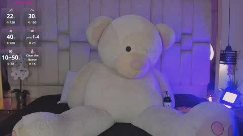 Snapshot of agathauwudoll chatting on May 2026 12:27:02 AM agathauwudoll online show from May 2026 12:27:02 AM