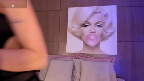    online show from November 2025 10:41:02 PM