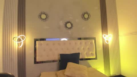 Snapshot of agattha_rosse chatting on September 2025 12:05:02 PM I have a name like many online show from September 2025 12:05:02 PM