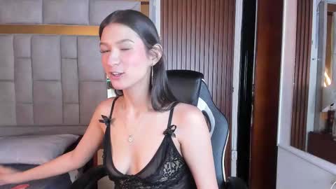 AggathaSanders online show from January 2026 08:25:01 PM