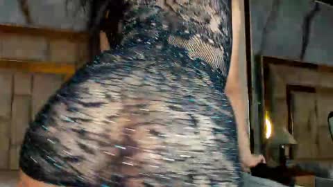 AggathaSanders online show from February 2026 03:35:01 AM