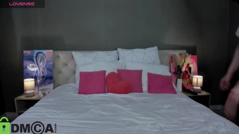 Agnes online show from October 2025 09:19:02 AM