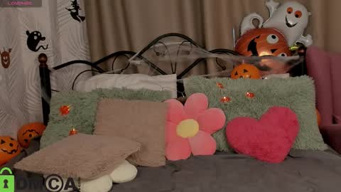 Agnes online show from October 2025 08:42:01 AM