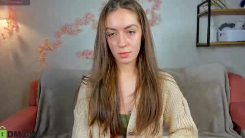 Snapshot of agnes_wells chatting on September 2025 08:15:01 AM agnes wells online show from September 2025 08:15:01 AM