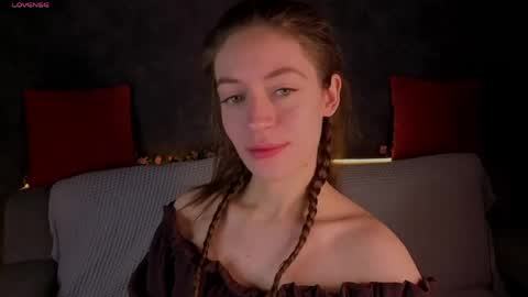 agnes wells online show from May 2026 03:01:01 AM
