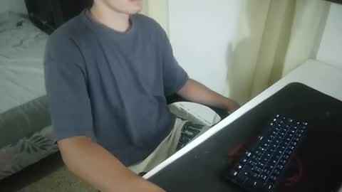 agustin_vergon online show from February 2026 07:37:01 AM