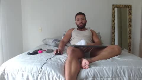 Snapshot of agustinsr chatting on October 2025 04:09:02 PM agustinsr online show from October 2025 04:09:02 PM