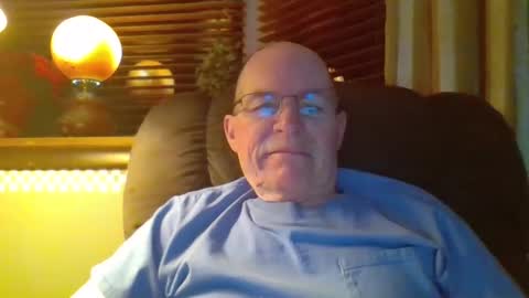 aguynrkfrd online show from December 2024 10:43:01 AM