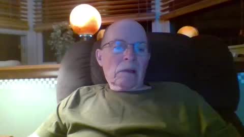 aguynrkfrd online show from October 2025 09:40:01 AM