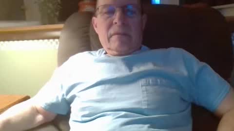 aguynrkfrd online show from March 2026 09:01:02 AM