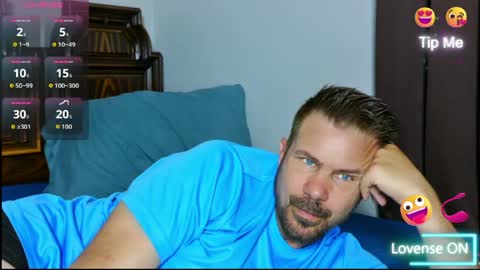 Blue Eyed Handsome Man online show from May 2026 01:35:02 AM