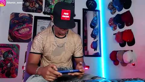 Aharon  Zamora online show from January 2025 02:30:02 AM