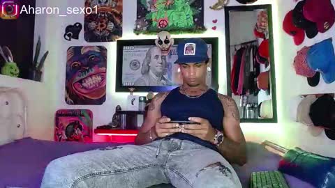 Aharon  Zamora online show from March 2025 10:21:02 PM