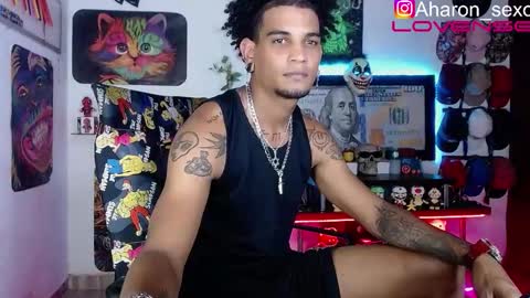 Aharon  Zamora online show from October 2025 01:24:01 AM