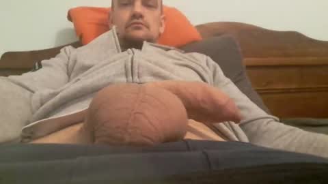 Snapshot of ahim30 chatting on February 2025 01:10:02 PM Ahim30 online show from February 2025 01:10:02 PM