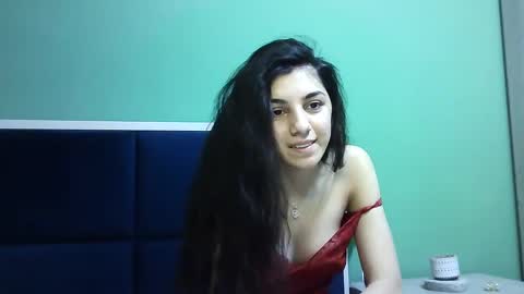 Snapshot of ahotkitty18 chatting on December 2024 12:07:02 PM Selena online show from December 2024 12:07:02 PM