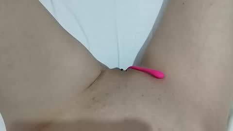 Snapshot of ahsexi chatting on April 2026 09:45:02 PM Taylor online show from April 2026 09:45:02 PM