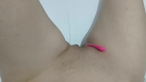 Snapshot of ahsexi chatting on April 2026 09:46:01 PM Taylor online show from April 2026 09:46:01 PM