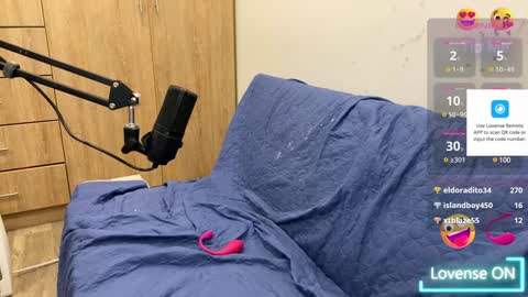 AHSLEY online show from January 2025 06:56:01 PM